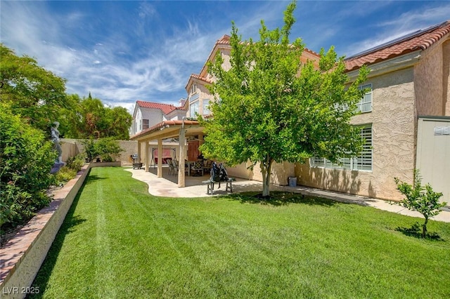 view of yard with a patio area