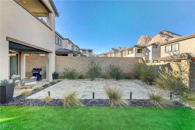 view of yard with a patio