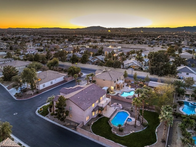 view of aerial view at dusk