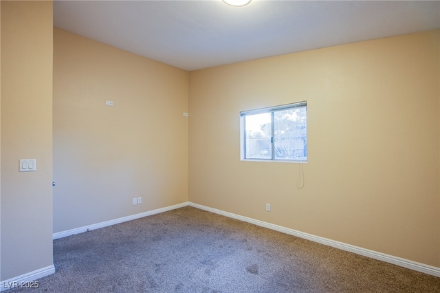 view of carpeted spare room