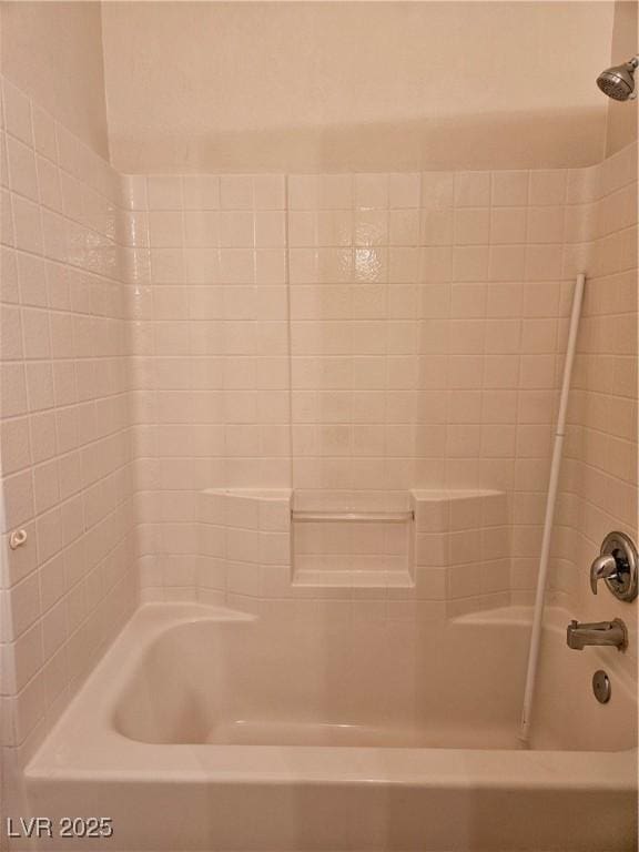 bathroom featuring shower / bathing tub combination