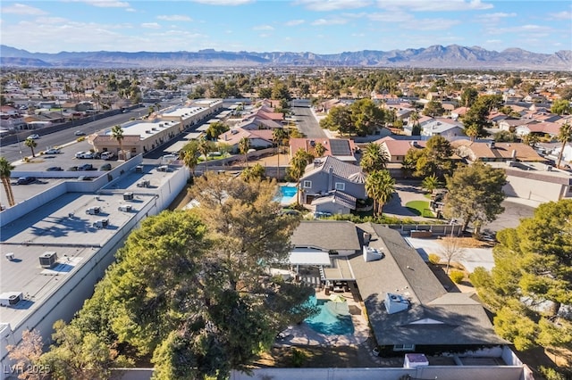 bird's eye view featuring a mountain view