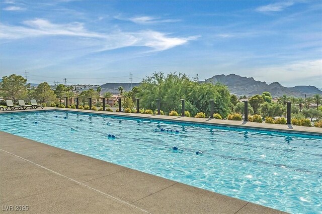 view of pool featuring a mountain view