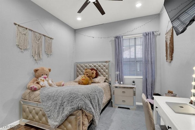 bedroom featuring ceiling fan