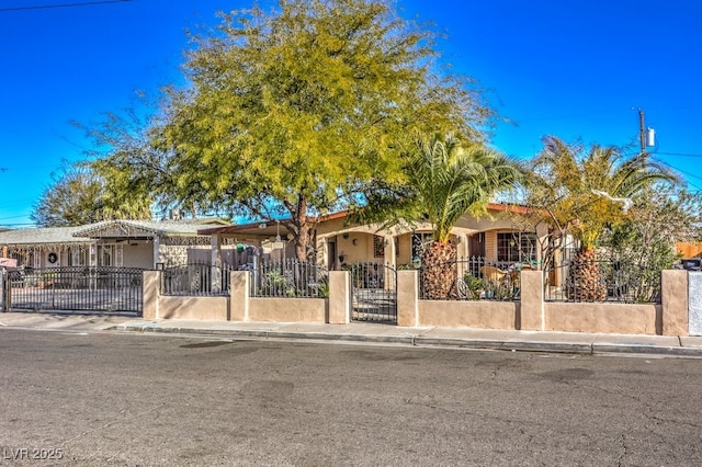 view of front of property