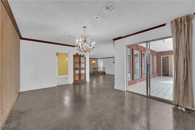 unfurnished room featuring a textured ceiling, an inviting chandelier, and crown molding