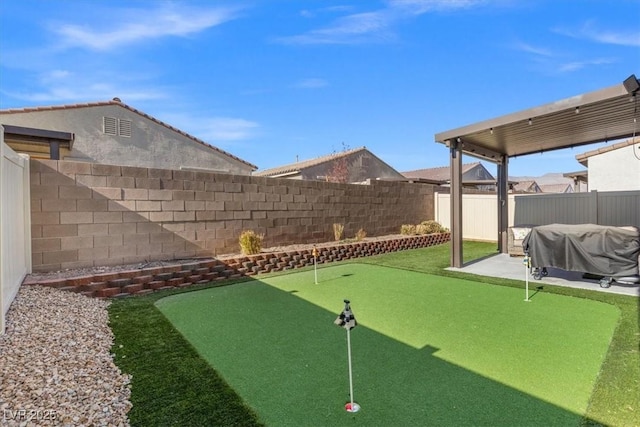 view of yard with a patio