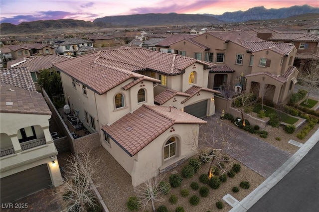 view of aerial view at dusk