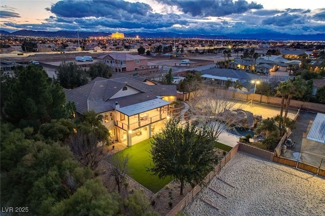 view of aerial view at dusk