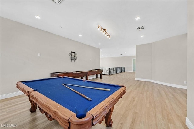 rec room with recessed lighting, wood finished floors, visible vents, and baseboards