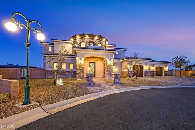 view of mediterranean / spanish-style home