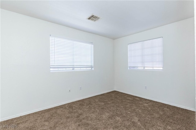 view of carpeted spare room