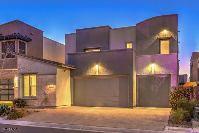 view of front facade with a garage