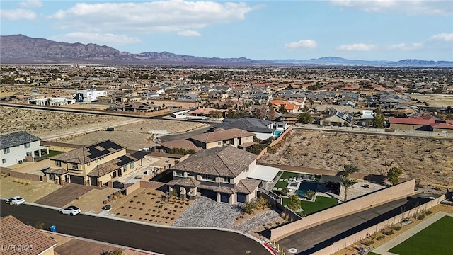 bird's eye view with a mountain view