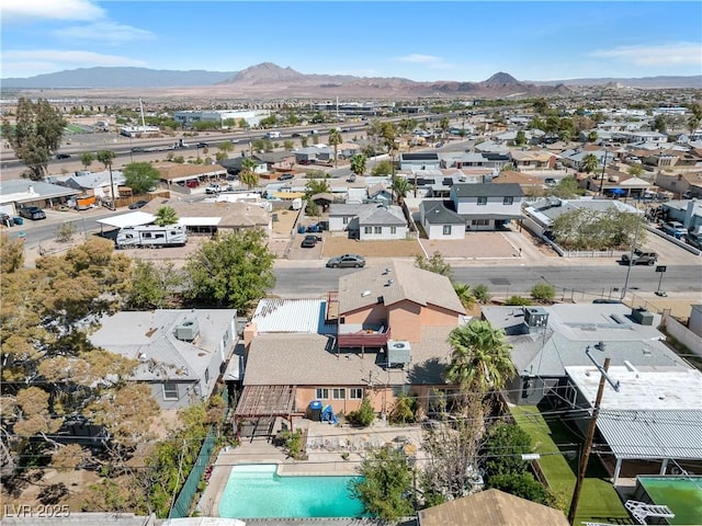 bird's eye view featuring a mountain view