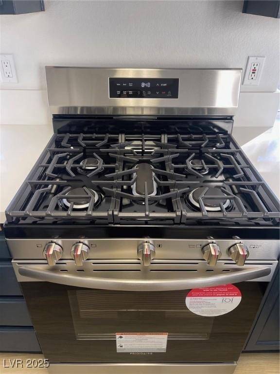 room details featuring gas stove