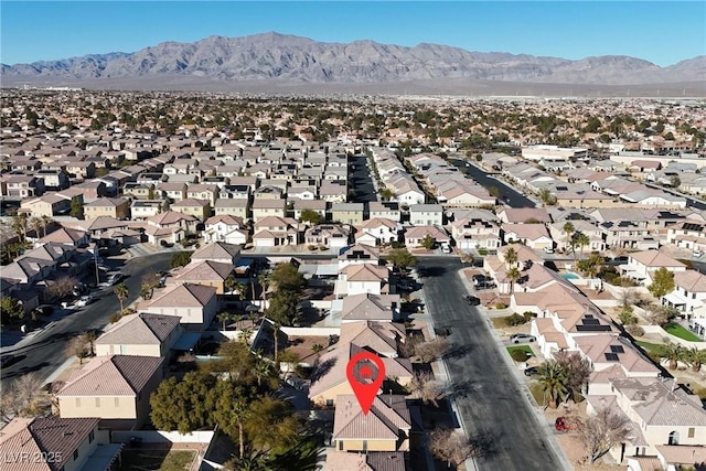 bird's eye view with a mountain view