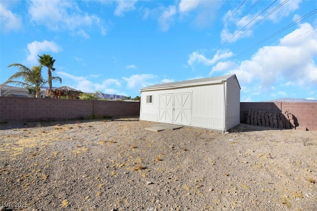 view of outbuilding