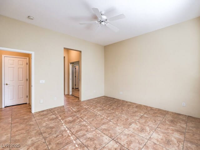 empty room with ceiling fan