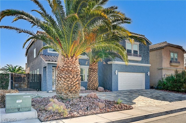 view of front of house featuring a garage