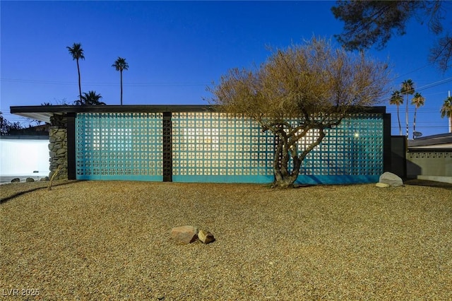 1558 Aztec Way, Las Vegas, NV 89169 - view of yard