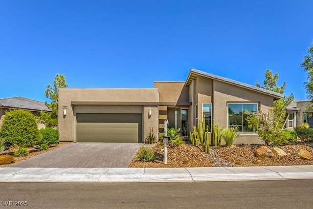 view of front of house featuring a garage