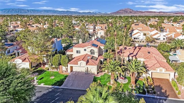 bird's eye view featuring a mountain view