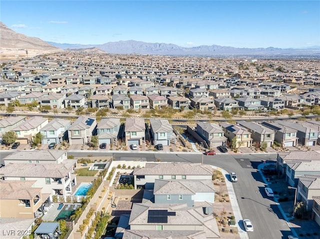 bird's eye view featuring a mountain view