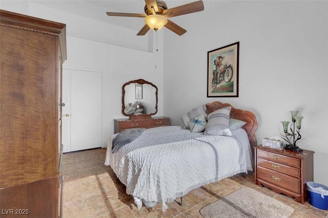 bedroom with ceiling fan