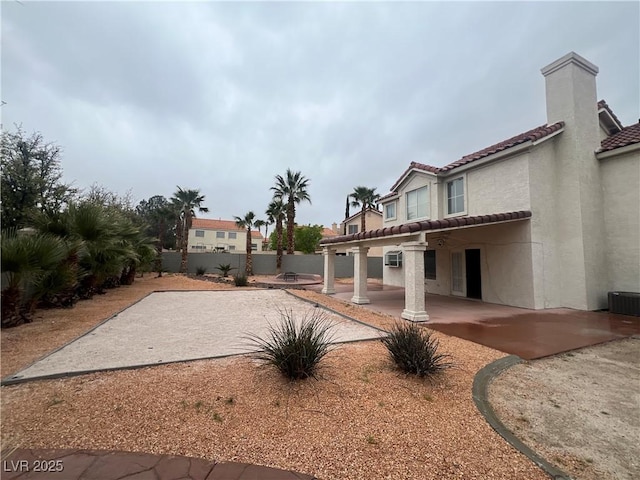 view of yard with a patio