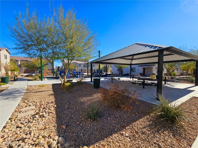 846 Star Estates Ave, North Las Vegas, NV 89086 - view of property's community featuring a gazebo