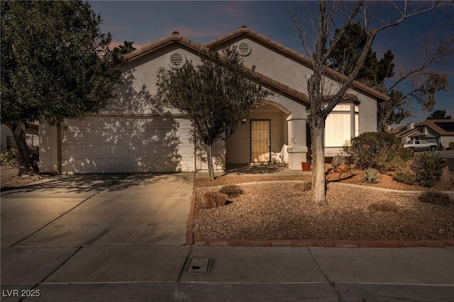 view of front of house featuring a garage