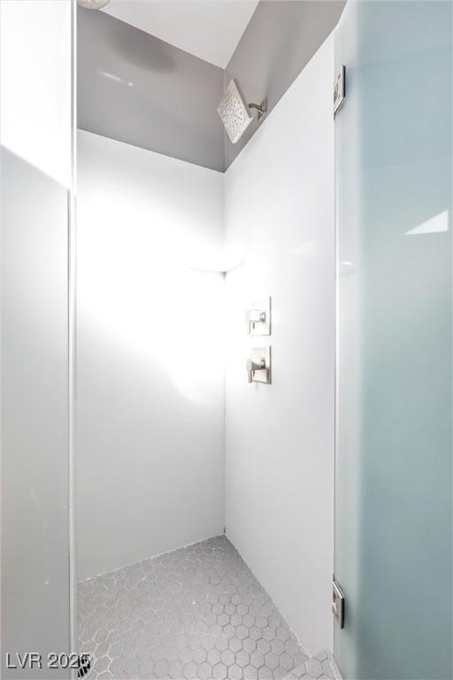 bathroom with walk in shower