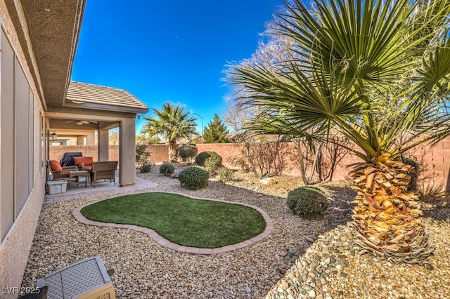 view of yard with a patio area