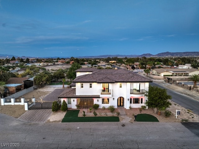 drone / aerial view featuring a mountain view