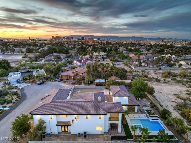 view of aerial view at dusk