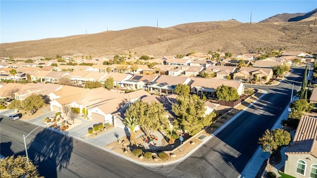 bird's eye view featuring a mountain view