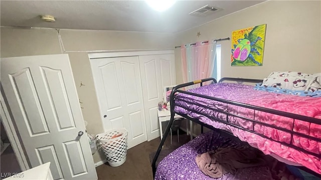 bedroom with a closet