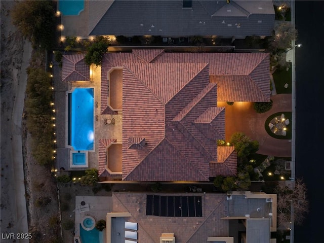 view of aerial view at twilight