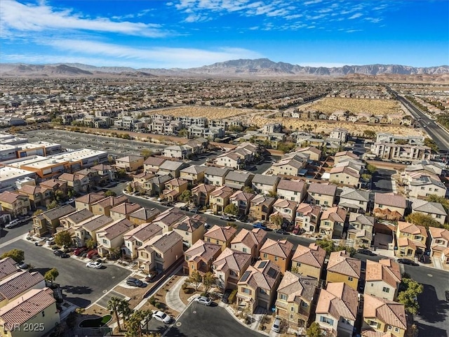 bird's eye view featuring a mountain view