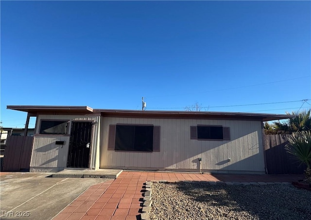 view of front of property with a patio