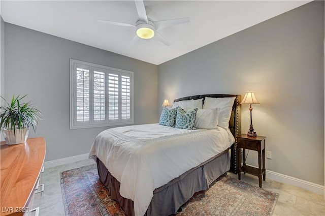 bedroom with ceiling fan