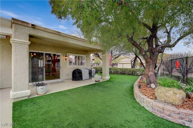 view of yard with a patio