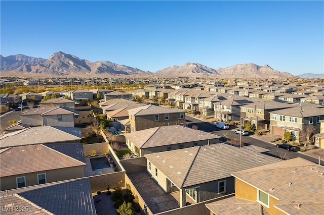 bird's eye view featuring a mountain view