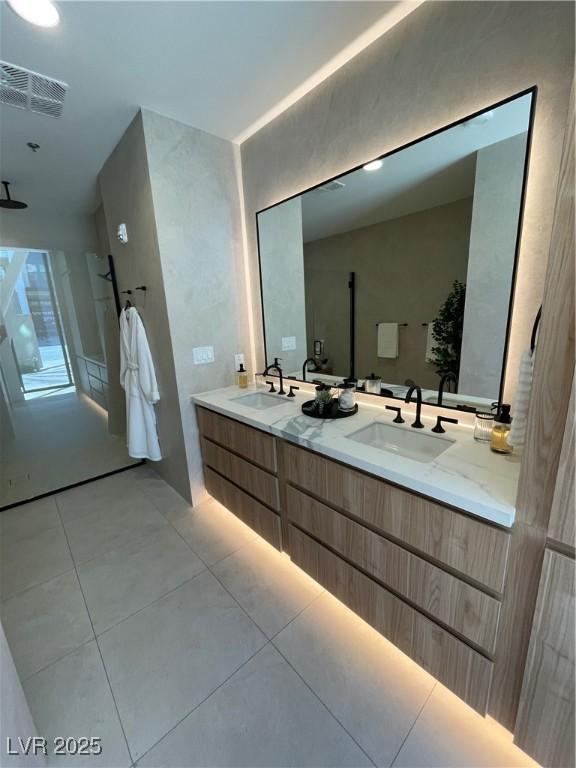 bathroom with vanity