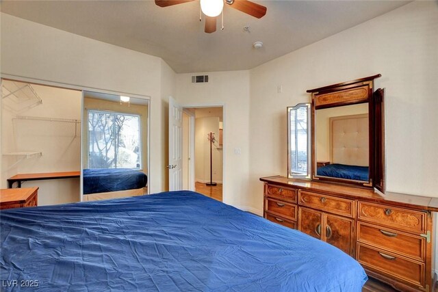 bedroom with ceiling fan