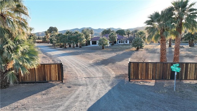 view of home's community featuring a mountain view