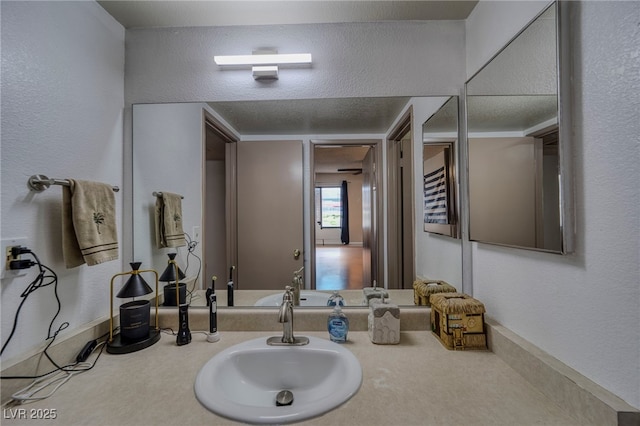 bathroom featuring sink