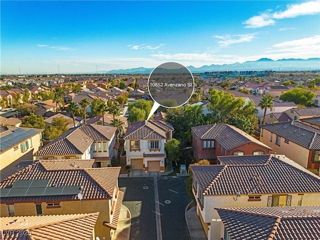 bird's eye view featuring a mountain view