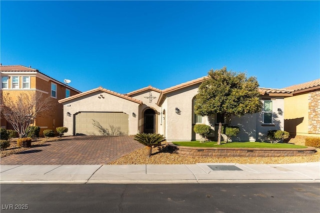 3158 Biancavilla Ave, Henderson, NV 89044 - mediterranean / spanish home featuring a garage